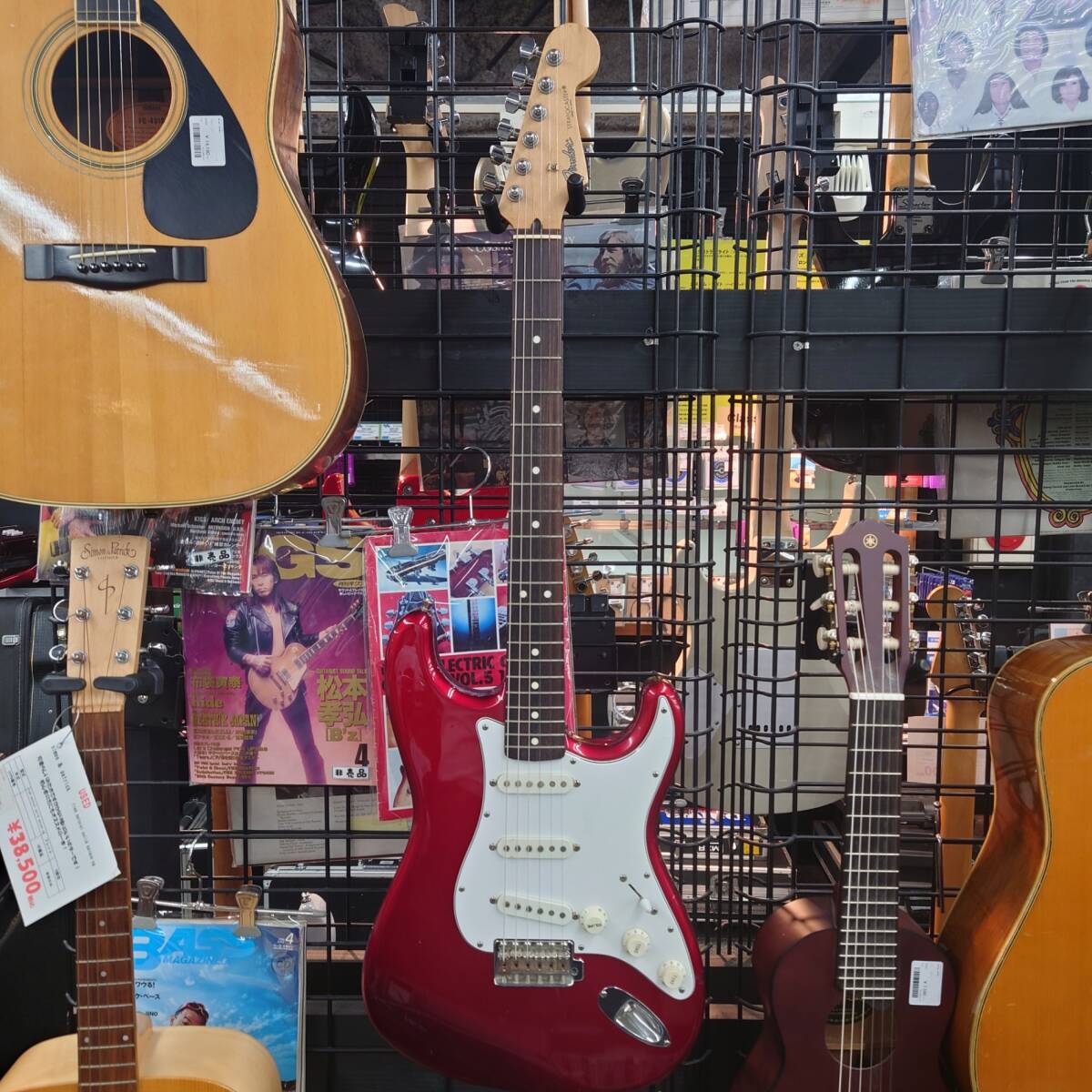 Electric Guitar Fender ST-STD Red Stratocaster Made in Japan