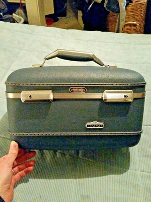 hard case makeup case