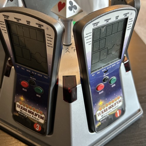 Texas Hold'em Electronic Six Pack Wireless Poker Game 5 Controllers - Picture 1 of 6