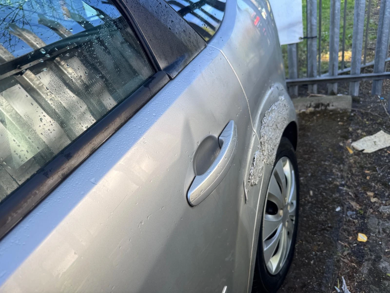 2007 Ford Focus 1.6 Style 5dr HATCHBACK Petrol Manual - Picture 5 of 8