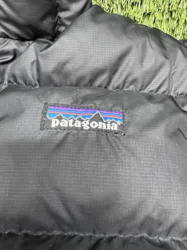 Patagonia Down Sweater Jacket Unisex Kids M (size 10) Black - Picture 3 of 6