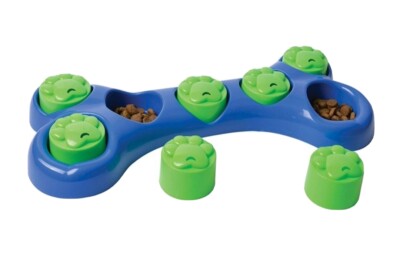 Blue Pet IQ Puzzle Game Toy. Good for all pet breeds. L 12'' in x W 5'' in