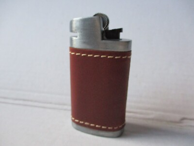 Feuerzeug mit Mini-Bic in Metallhülle mit Lederbezug NEU!