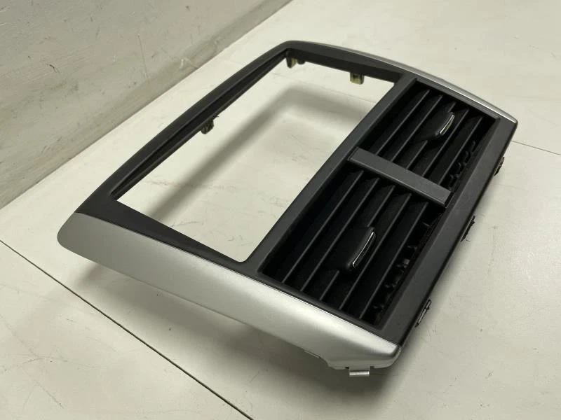 SUBARU FORESTER 2009 2013 TABLERO DELANTERO RADIO CENTRAL BISEL VENTILACIONES DE AIRE FÁBRICA Foto 3 de 4