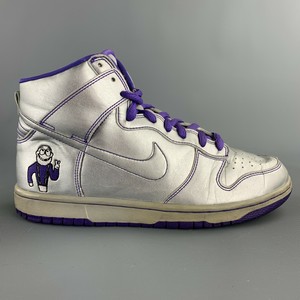 nike dunk dinosaur jr