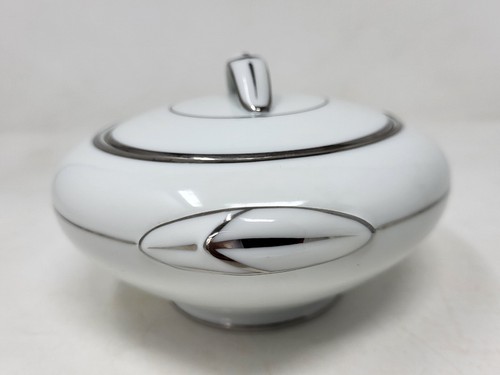 Noritake 5931 Derry Creamer and Covered Sugar - Picture 5 of 14