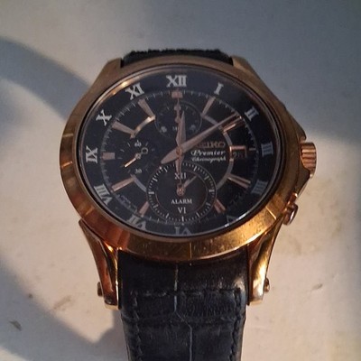 Seiko Premier Men s Quartz Chronograph Alarm Date Black Dial Gold Case Leather