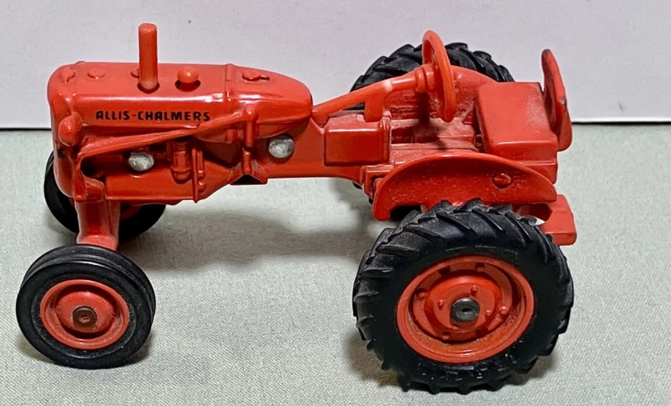 Allis Chalmers Model "C" Tractor With Roto Baler 1/43 Scale - Image 2 of 4