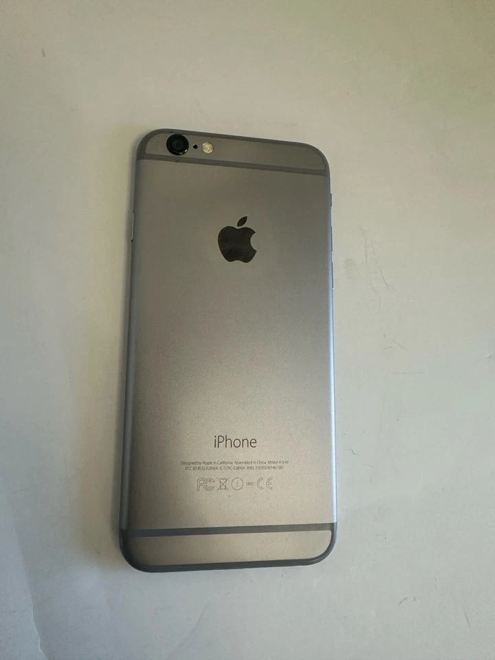 Apple iPhone 6 A1549 Gris espacial 128 GB Desbloqueado Foto 2 de 4