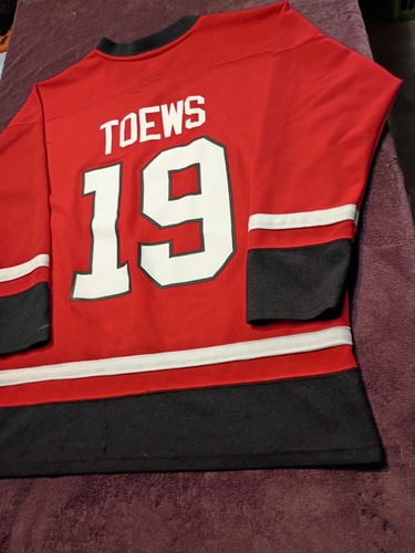 Camiseta deportiva de hockey de los Chicago Blackhawks roja mediana Jonathan Toews roja y negra - Imagen 22 de 24