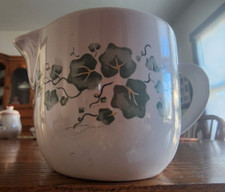 Callaway Ivy Creamer Sauce Pitcher 12 oz. Jay Import Stoneware White Green !