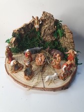 presepe art7 legno diam. 15 cm con O SENZA nativita' 11 PASTORI 3,5 cm plastica