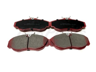 Land Rover Discovery 2 Range P38 Front Brake Pads SFP500150 Terrfirma New
