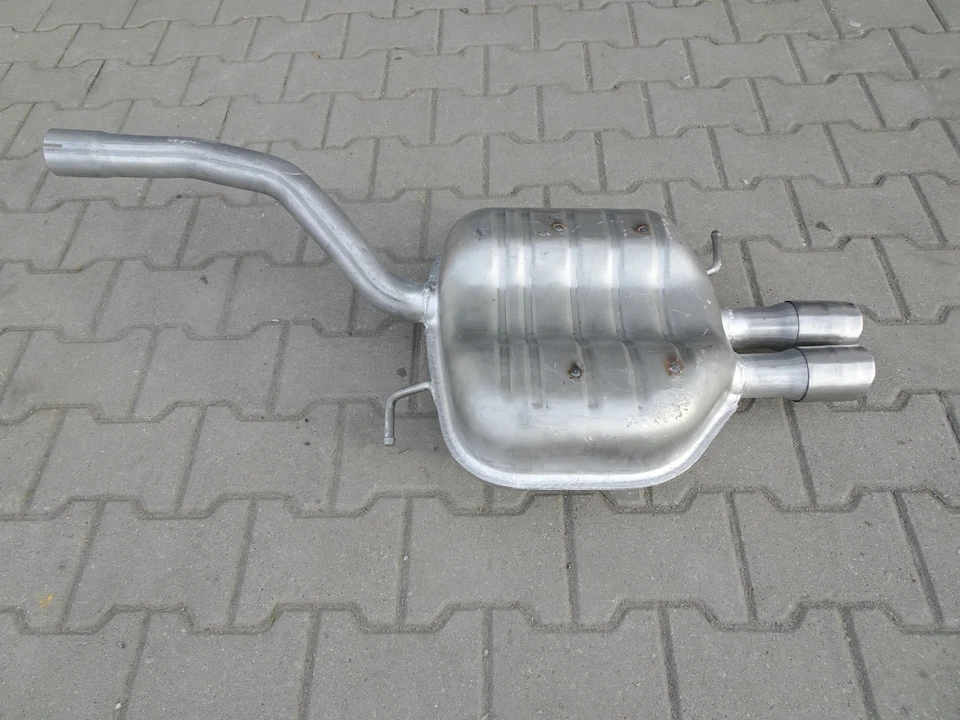 Pot d'échappement pour VW Passat 1.8 2.0 FSi / Passat CC 1.8 FSi silencieux *... - Photo 2/4