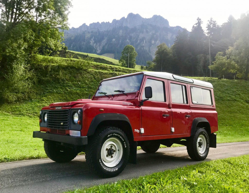 Land Rover Defender 3/4door 19902006 front wind deflectors 2pc HEKO