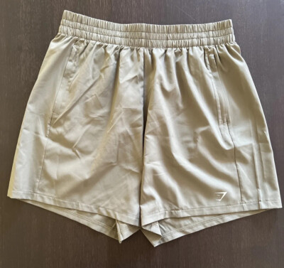 Gymshark womens Woven Pocket Shorts Size Small Dusty Olive