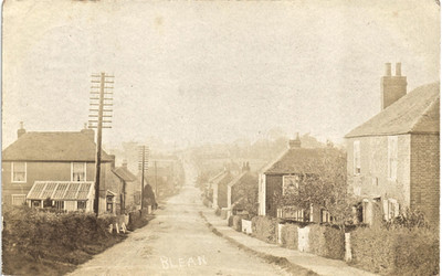 Blean bei Canterbury. Telefonmast.