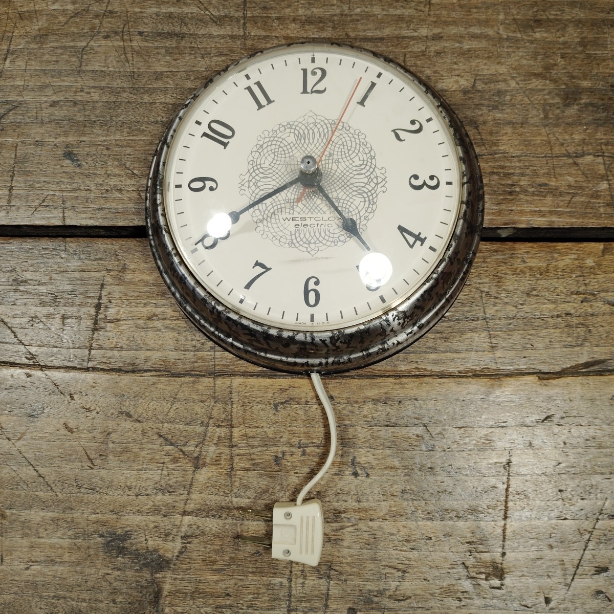 Vintage Westclox Electric Analog Wall Clock Model Spice S13-G