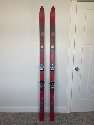 Vintage  The Ski  TSR Rare Red 195cm Bobbie Burns Freestyle Skis with Bindings