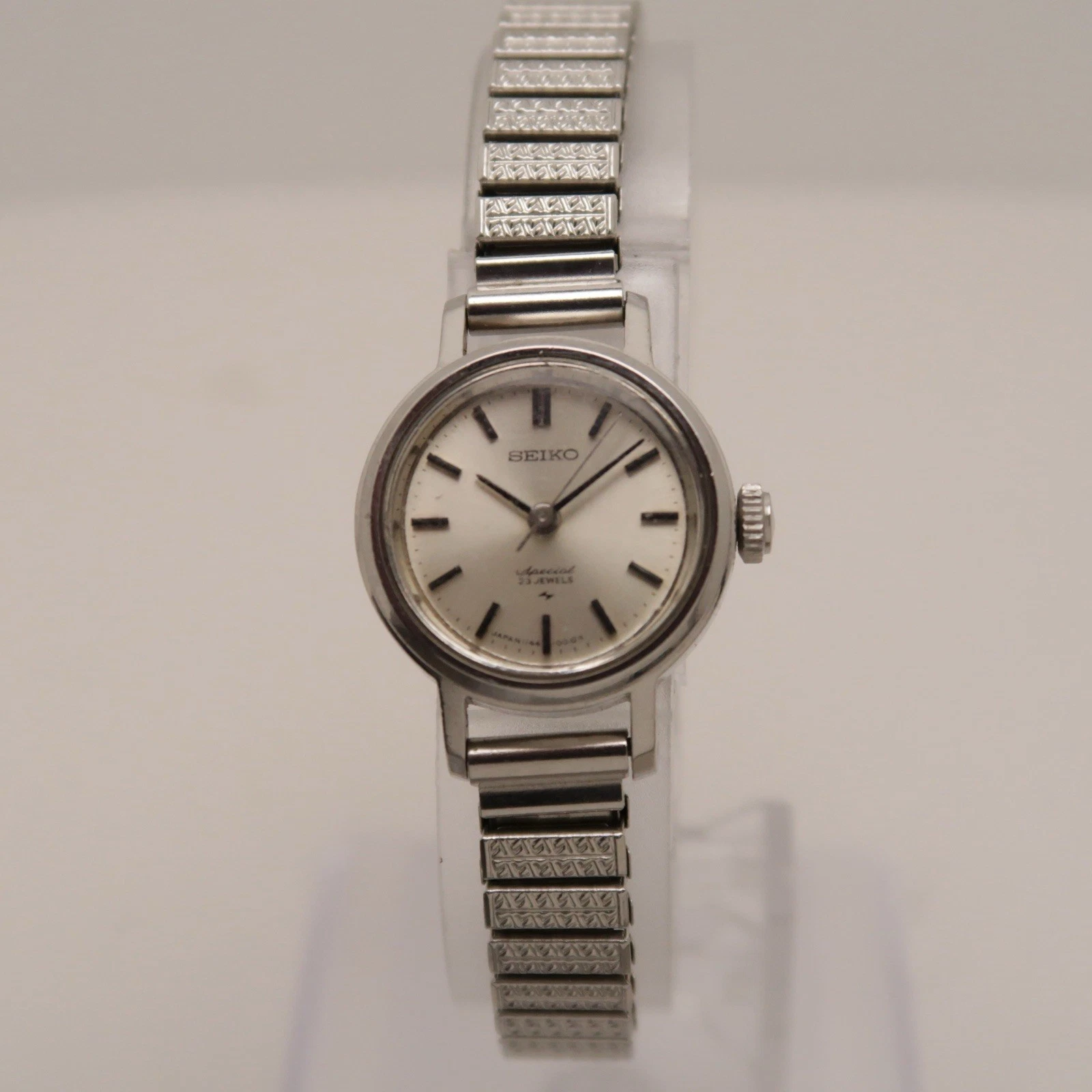 SEIKO 1144-0010 Silver Tone Analog Hand Wind Women Vintage Watch W397 *WORKING