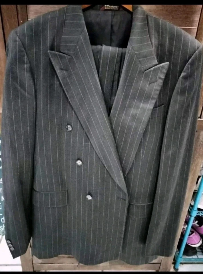 Botany 2 Piece Men's Pinstripe Suit Pants 38/30 With Cuff Jacket 38 Made In USA - Image 2 of 4