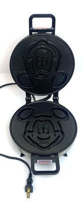 Vitantonio Mickey s Waffler Disney Waffle Maker Model 950   Works   1993