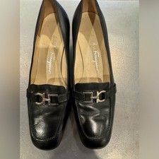 vtg Salvadore Ferragamo black shoes barely used 5.5