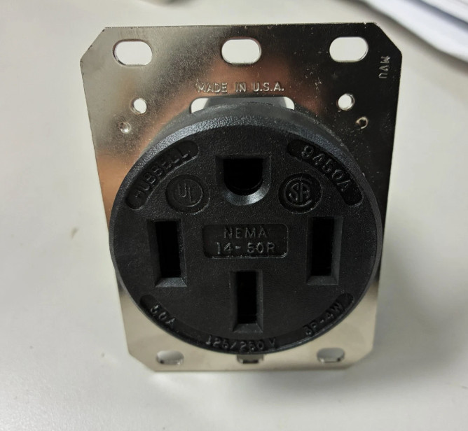 Hubbell HBL9450A Straight Blade Device Receptacle 50A 125/250V 3-Pole 4-Wire