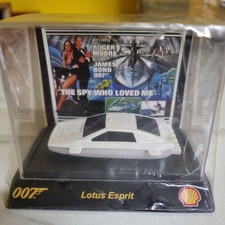 Shell 1/64 Scale 007LE Lotus Esprit James Bond 007 (The Spy Who Loved Me) White
