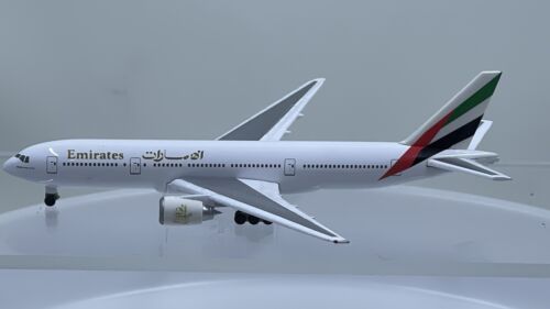 Avión Herpa Wings 1:500 Emirates Airlines Boeing 777-200 Aircraft Art# 506335 - Imagen 15 de 16