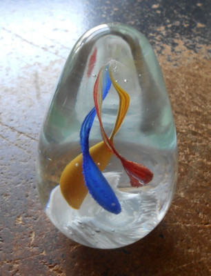 ART GLASS PAPERWEIGHT RED, YELLOW, BLUE SWIRLS EGG SHAPE 3.5'' TALL SOME BUBBLES