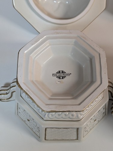 Fitz & Floyd Snowy Woods 8" Covered Compote Bowls, Great Condition - Picture 16 of 19