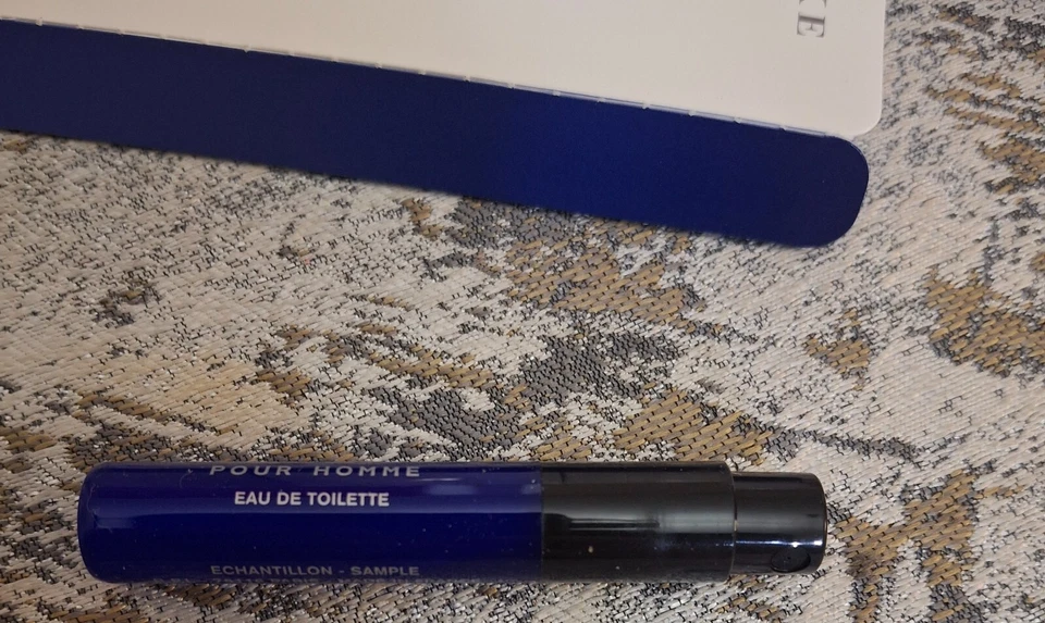 Issey Miyake L'eau Bleue D'Issey Pour Homme paquete de 24 muestras EDT spray 0,04 oz BPI Foto 4 de 4