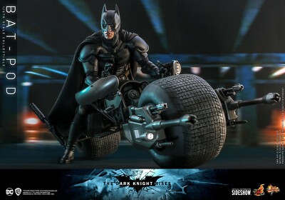 バットマン　BAT-POD 1/6スケール The Bat-Pod 1:6 Scale Hot Toys BatPod The Dark Knight Rises BATMAN