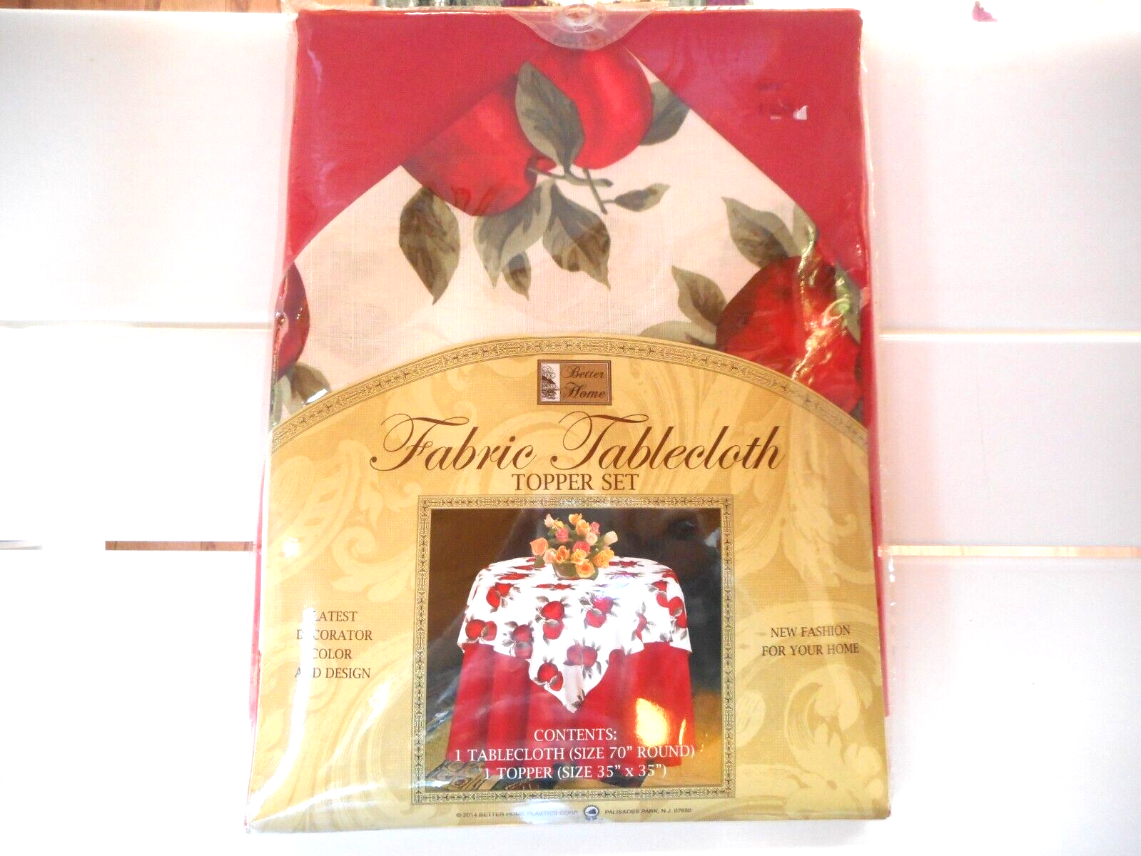 2 pc Cloth RED TABLECLOTH Round 70