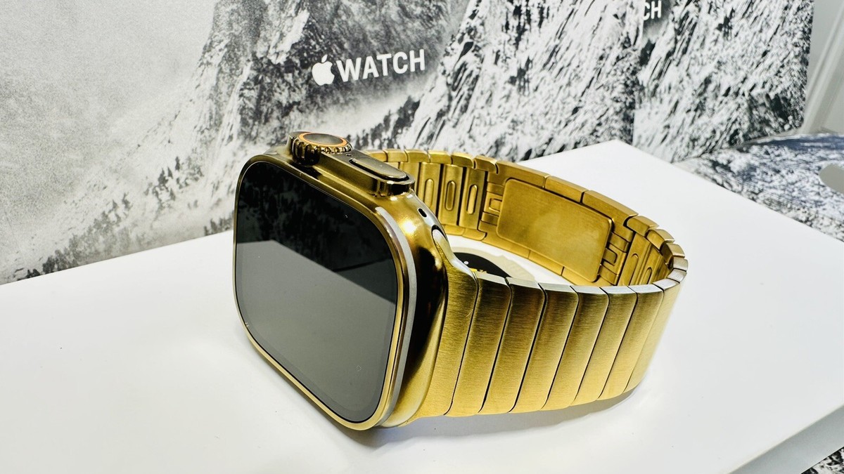 Apple Watch ULTRA 49mm GOLD Anodized Titanium Gold Plated Apple Watch ULTRA 49mm GOLD Anodized Titanium Gold Plated