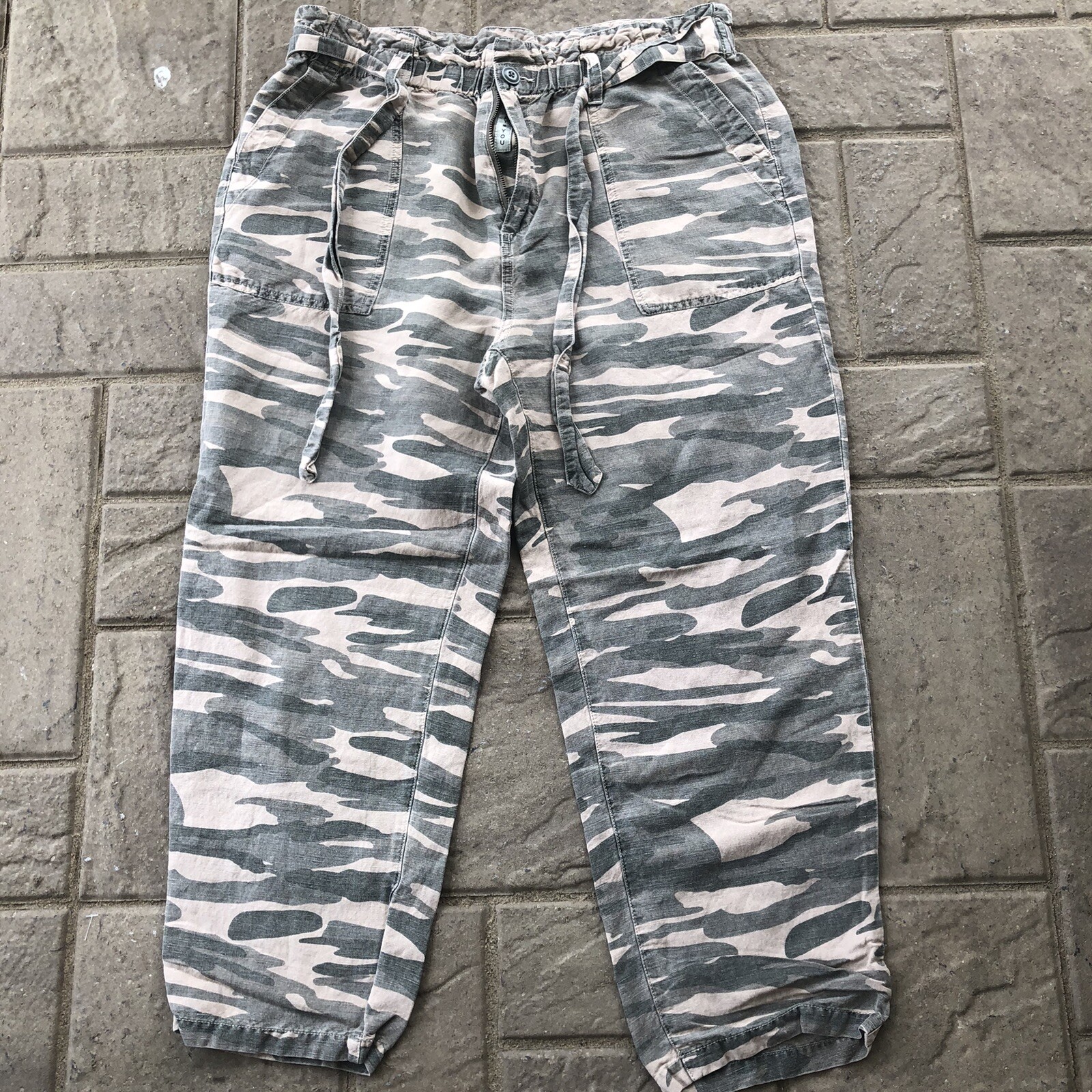 Pantalones Lucky Brand para mujer 12 camuflados utilitarios novio volantes cintura mezcla de lino