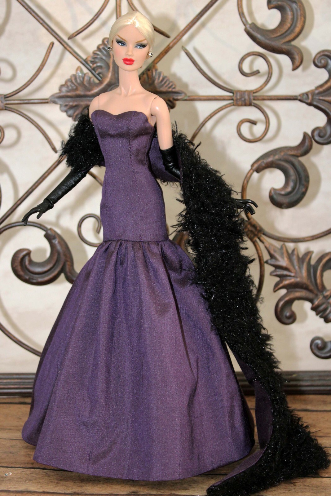Picture 2 of 6