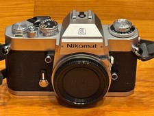  NEAR MINT VINTAGE NIKON NIKOMAT EL 35MM FILM CAMERA WITH 35MM f/2 lens