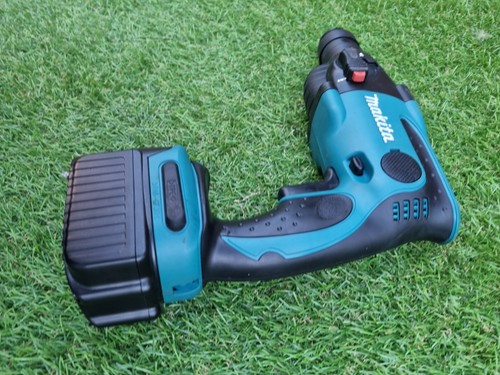 Makita BHR162 SDS hammer Drill + Battery 14.4V 3.0Ah LXT masonry Light Compact - Picture 3 of 9