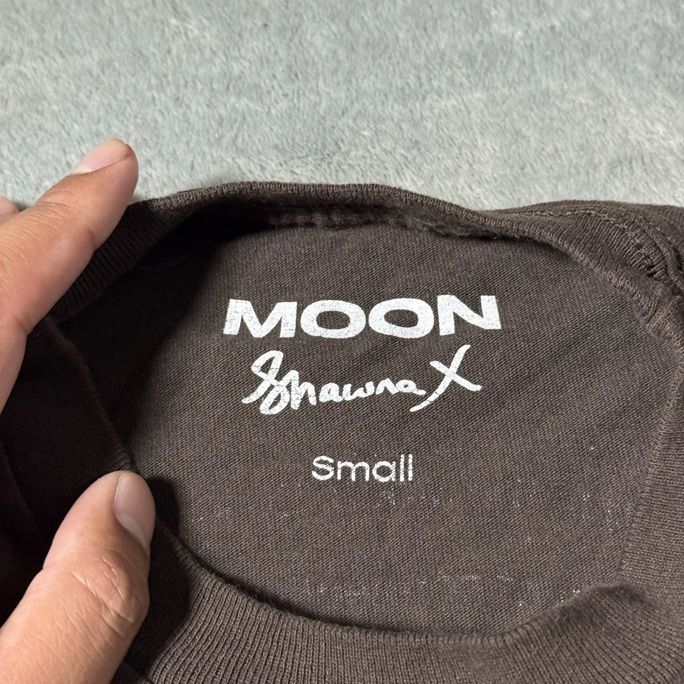 Shawna X Moon Collective manga larga en marrón precio de venta sugerido por el fabricante $60 para hombre pequeña Foto 4 de 4
