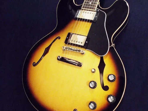 Gibson Es-335 Vintage Burst Semi-Acoustic Guitar