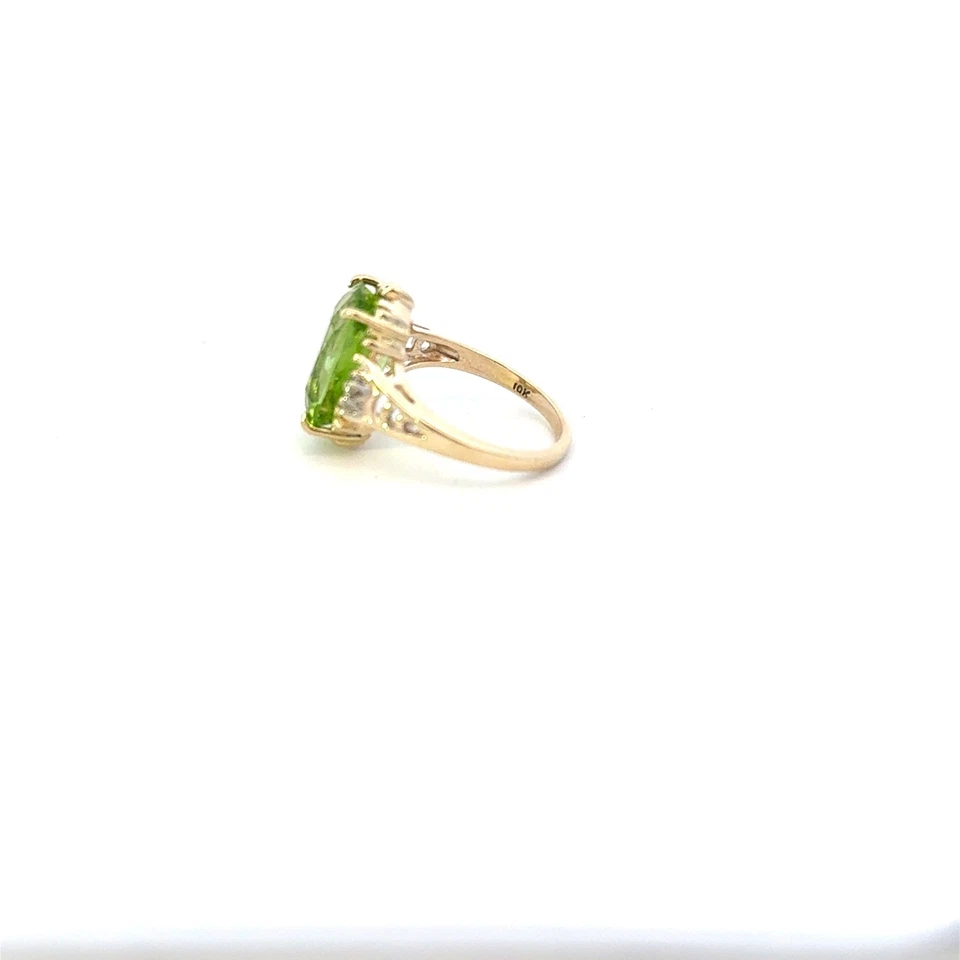 Vintage 10K Gold Peridot Ring Emerald Cut w/ Diamond Accents Mid-Century - Image 2 of 4