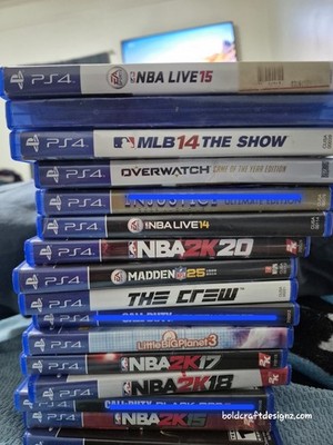 Sony PlayStation 4 Lot: Eye Camera + 2 Motion Controllers + PS4 Games
