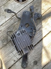 Régulateur Suzuki 650 Gladius Avec Support 