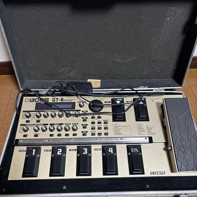 BOSS GT-6 Guitar Multi Effects Processor with Expression Pedal Hard Case Used
