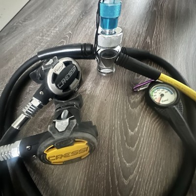 Atemreglerset von Cressi Set mit Finimeter