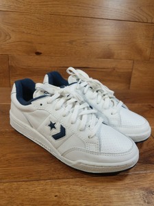 vintage converse low tops