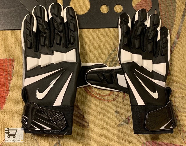 hyperbeast 2.0 lineman gloves