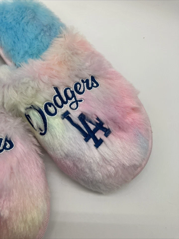 Zapatillas de casa L (5-6) para niñas jóvenes MLB LA Dodgers arco iris rosa azul nuevas con etiquetas Foco Foto 3 de 4